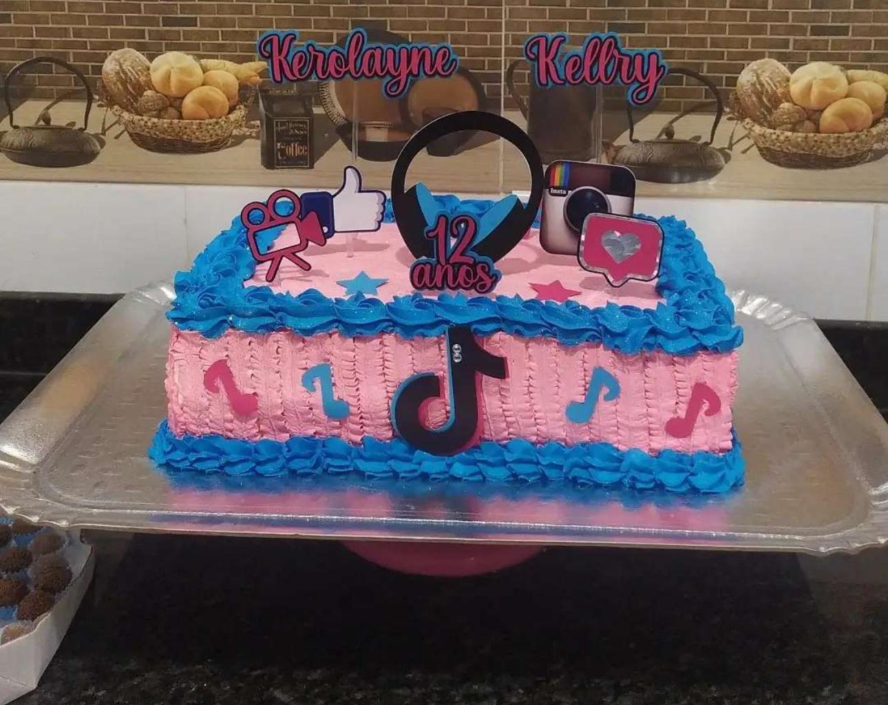 TikTok Cake Topper – Printable Party Decoration